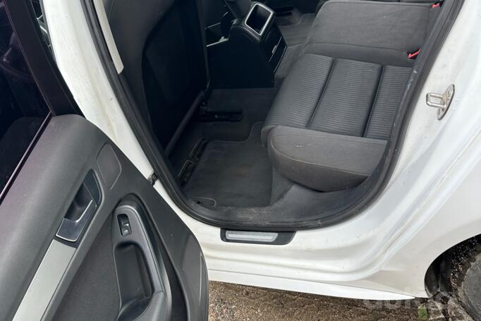 Audi A4 B8/8K Sedan 4-doors