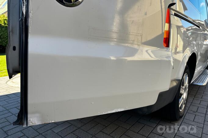 Volkswagen Transporter T5 Minivan 4-doors