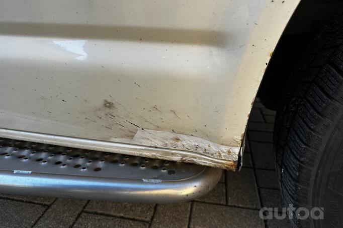 Volkswagen Transporter T5 Minivan 4-doors