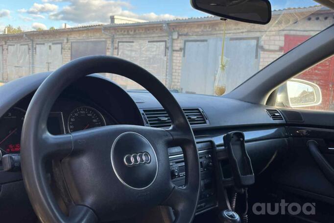 Audi A4 B6 Avant wagon 5-doors