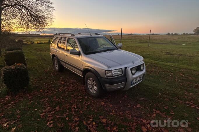 Opel Frontera B SUV 5-doors