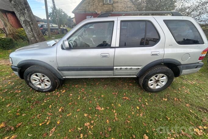 Opel Frontera B SUV 5-doors