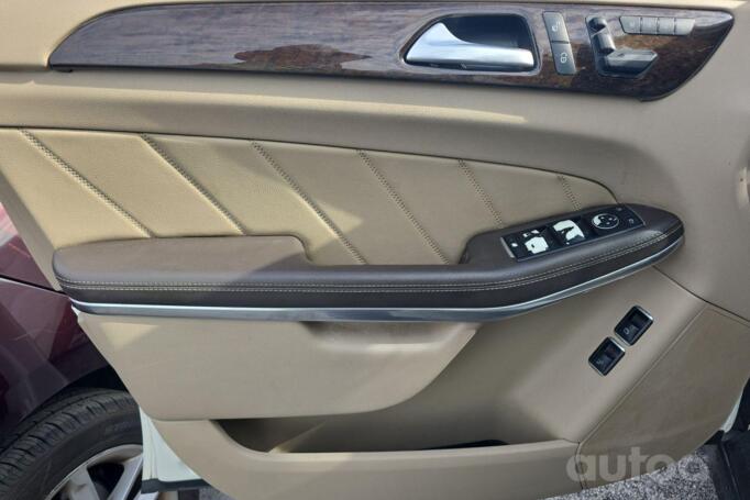 Mercedes-Benz GL-Class X166 SUV 5-doors