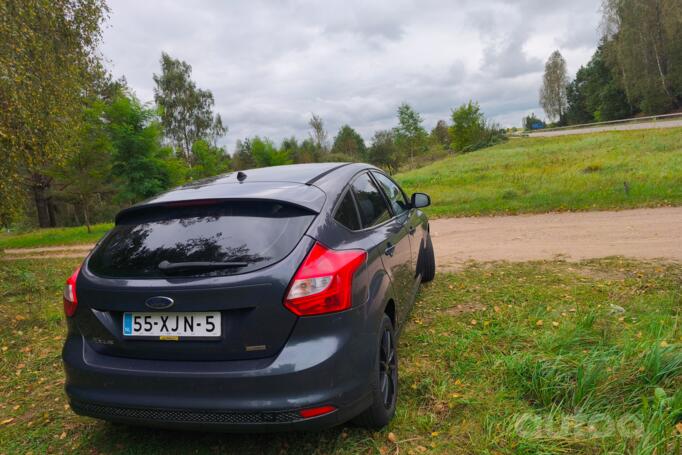 Ford Focus 3 generation Hatchback 5-doors
