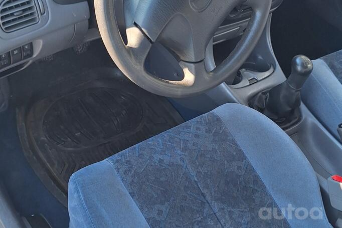 Mazda 323 BA [restyling] Hatchback