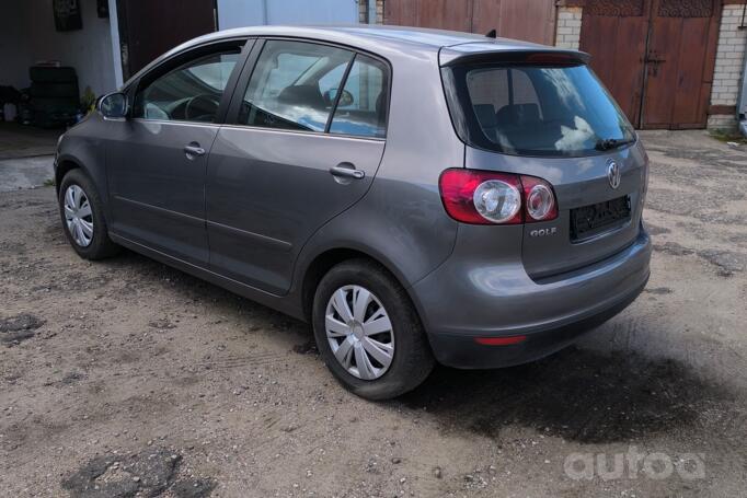 Volkswagen Golf Plus 1 generation