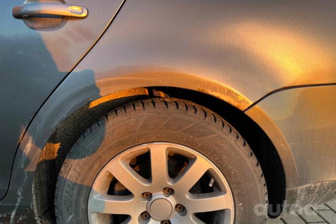 Volkswagen Jetta 5 generation Sedan 4-doors