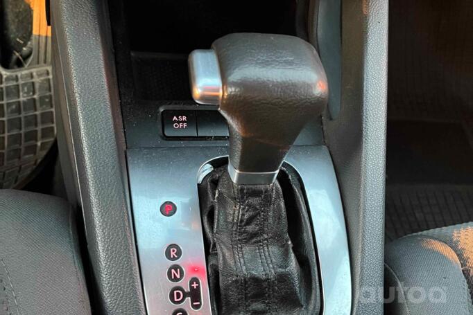 Volkswagen Jetta 5 generation Sedan 4-doors