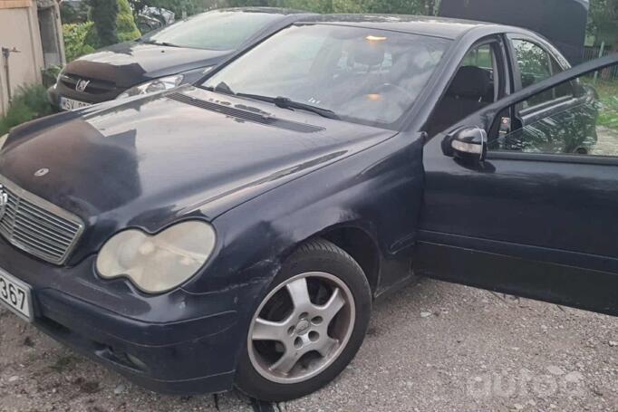 Mercedes-Benz C-Class W203/S203/CL203 Sedan 4-doors