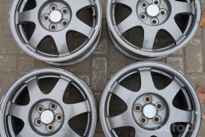 Toyota Prius 2 generation Hatchback