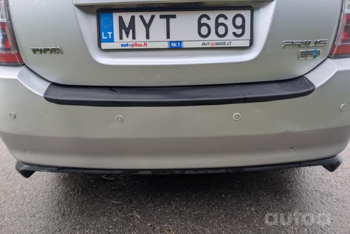 Toyota Prius 2 generation Hatchback