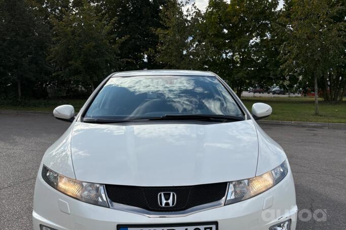Honda Civic 8 generation [2th restyling] Hatchback 5-doors