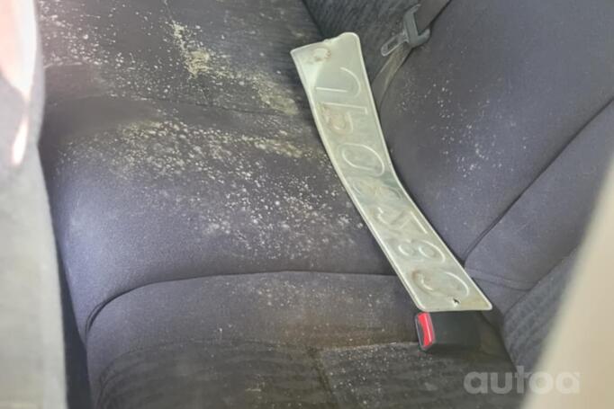 Toyota Corolla E120 Hatchback 3-doors