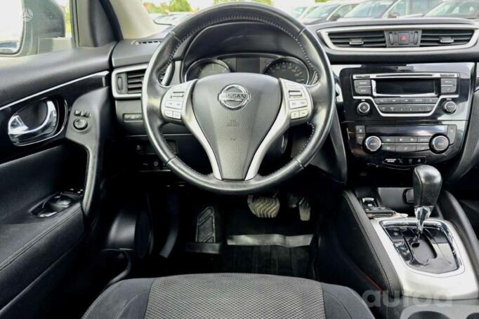 Nissan Qashqai 2 generation Crossover