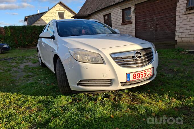 Opel Insignia A Sports Tourer OPC wagon 5-doors