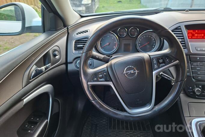 Opel Insignia A Sports Tourer OPC wagon 5-doors