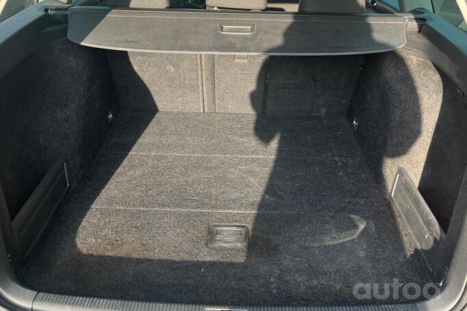 Volkswagen Passat B6 wagon 5-doors