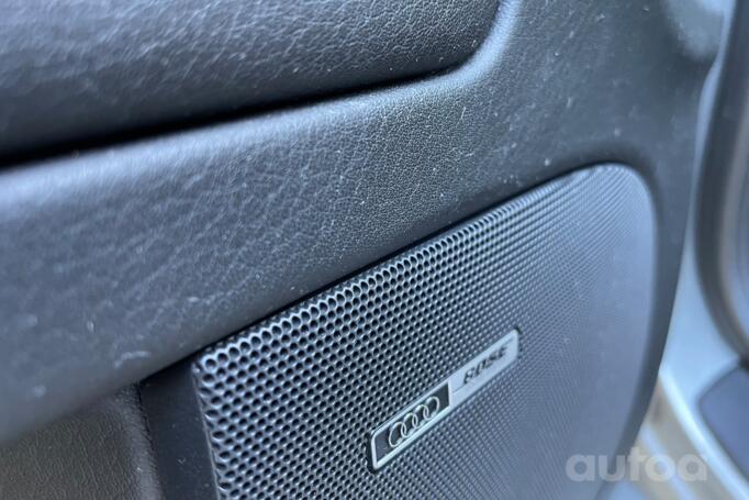 Audi A4 B6 Avant wagon 5-doors