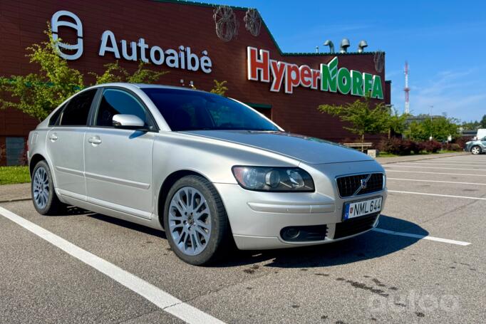 Volvo S40 2 generation Sedan