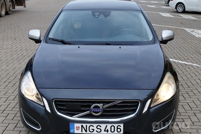 Volvo V60 1 generation wagon