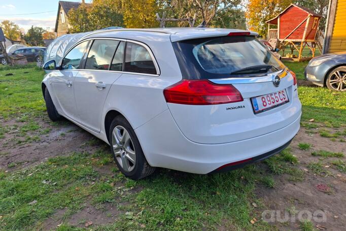 Opel Insignia A Sports Tourer OPC wagon 5-doors
