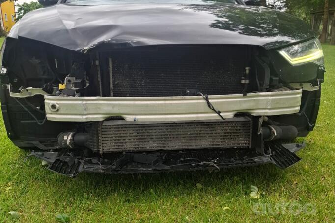 Audi A6 4G/C7 [restyling] Sedan