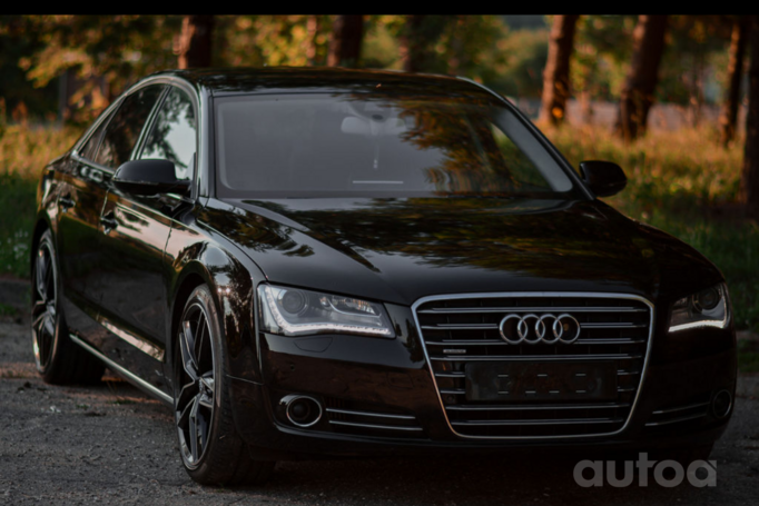 Audi A8 D4/4H Sedan