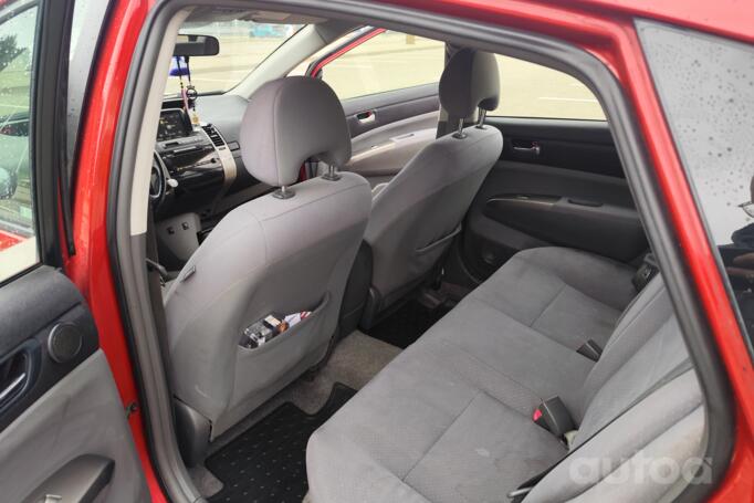 Toyota Prius 2 generation Hatchback