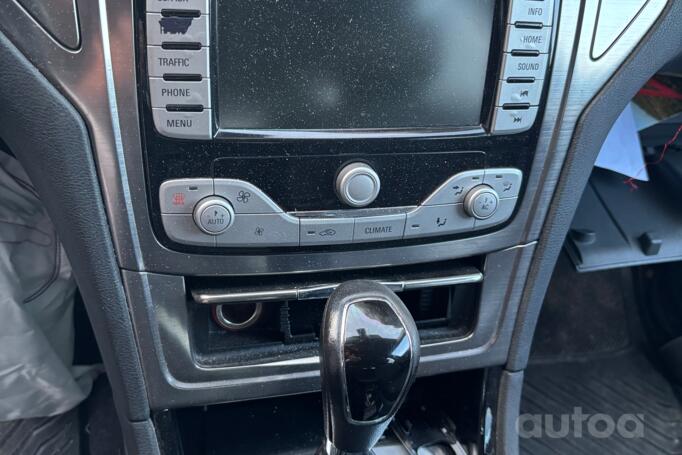 Ford Mondeo 4 generation wagon