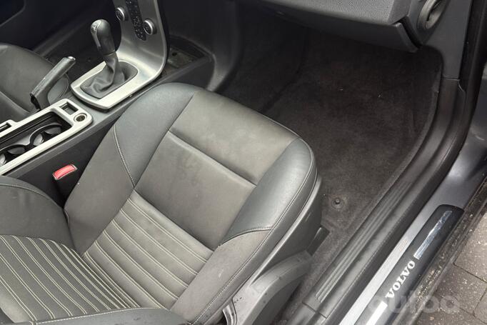 Volvo S40 2 generation [restyling] Sedan