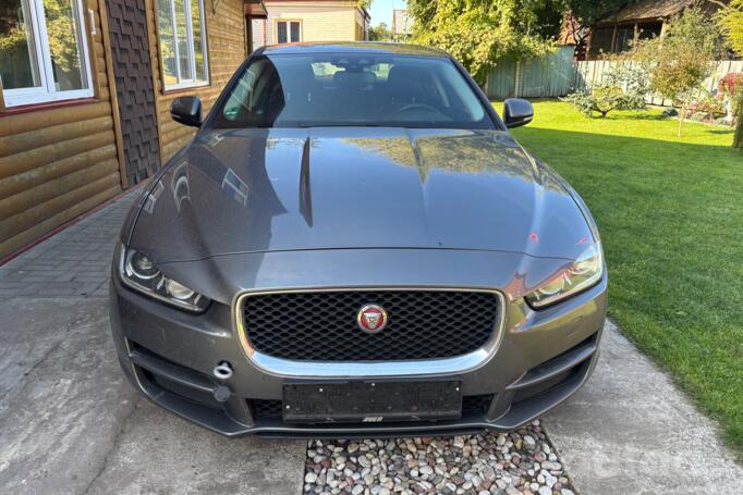 Jaguar XE 1 generation