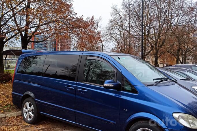 Mercedes-Benz Viano W639 Minivan