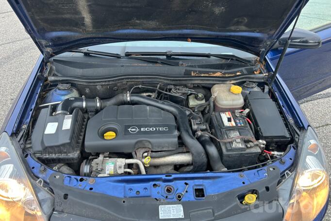 Opel Astra H Hatchback
