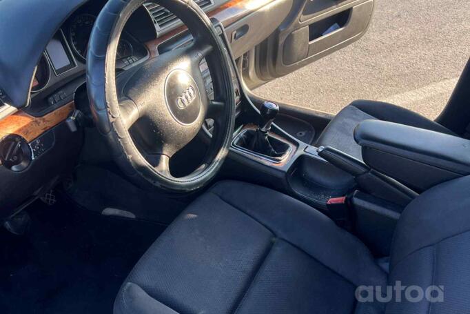 Audi A4 B6 Avant wagon 5-doors