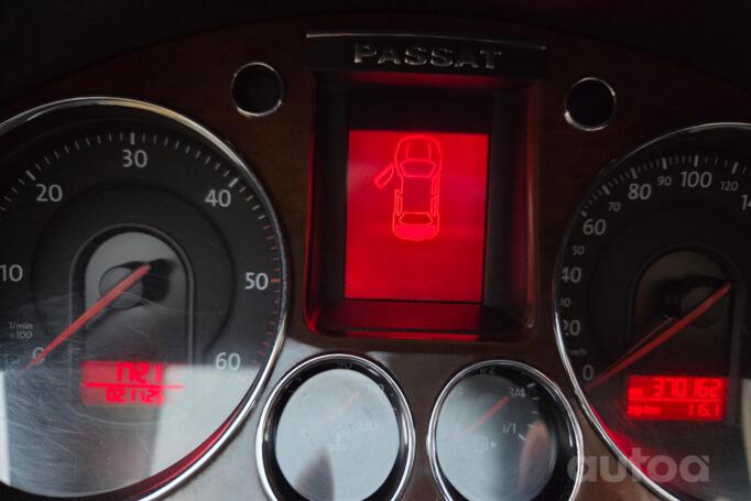 Volkswagen Passat B6 Sedan 4-doors