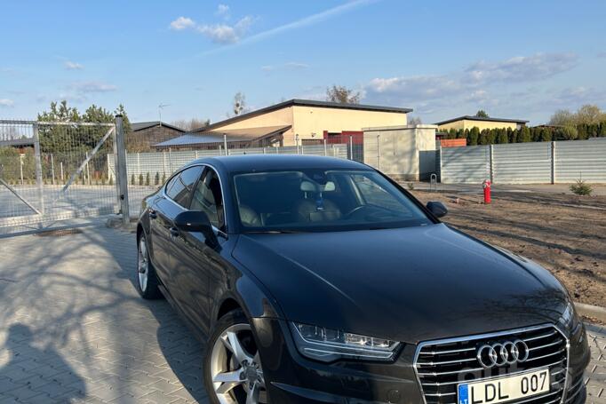 Audi A7 2 generation (C8) Sportback liftback