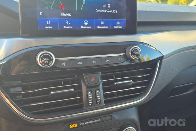 Ford Kuga 2 generation [restyling] Crossover