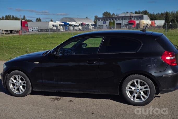 BMW 1 Series E81/E82/E87/E88 [restyling] Hatchback 3-doors