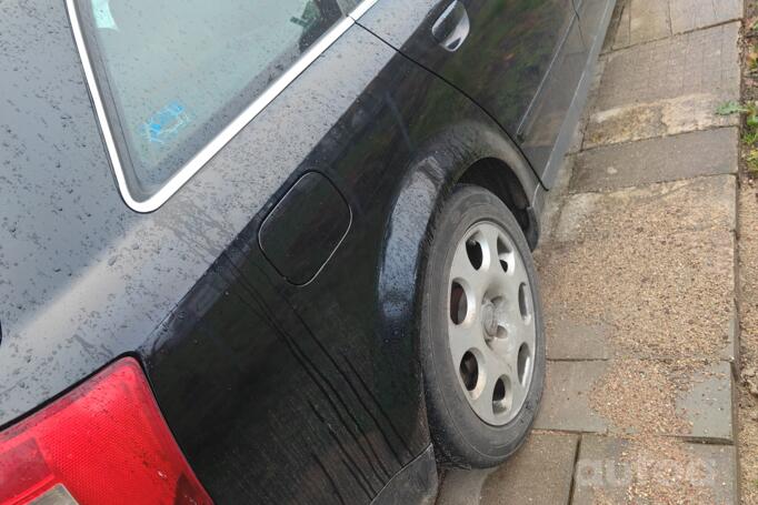 Audi A4 B6 Avant wagon 5-doors