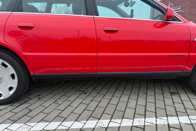 Audi A4 B5 [restyling] Avant wagon 5-doors