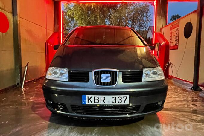 SEAT Alhambra 1 generation [restyling] Minivan