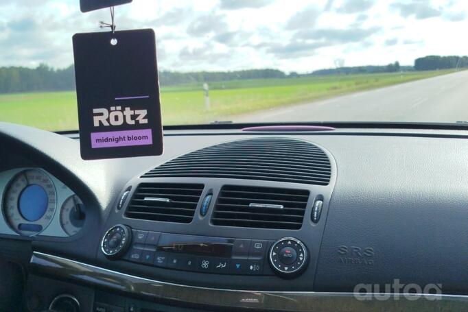 Mercedes-Benz E-Class W211 Sedan