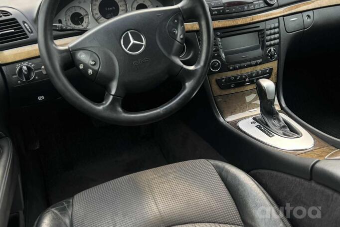 Mercedes-Benz E-Class W211/S211 wagon 5-doors