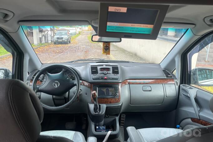 Mercedes-Benz Viano W639 Minivan