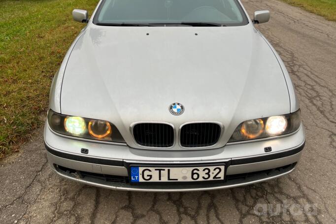 BMW 5 Series E39 Sedan 4-doors