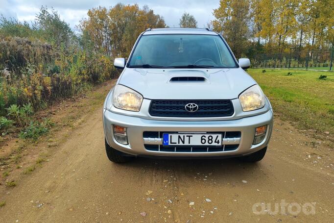 Toyota RAV 4 2 generation (XA20)