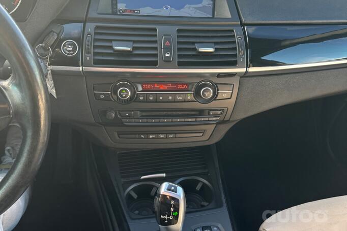BMW X5 E70 [restyling] Crossover