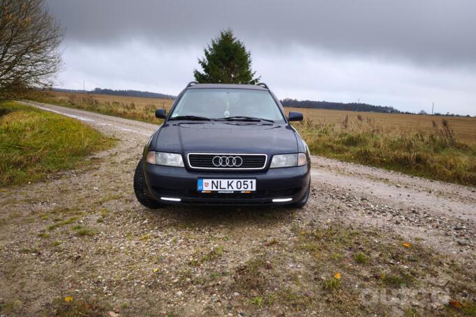 Audi A4 B5 Avant wagon 5-doors