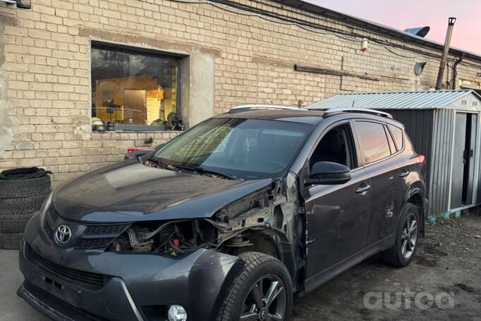Toyota RAV 4 4 generation (XA40)