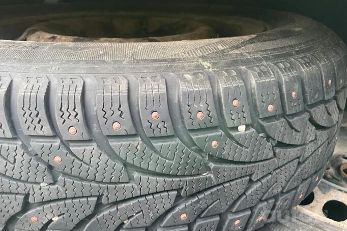 Volkswagen Passat B5 Sedan 4-doors